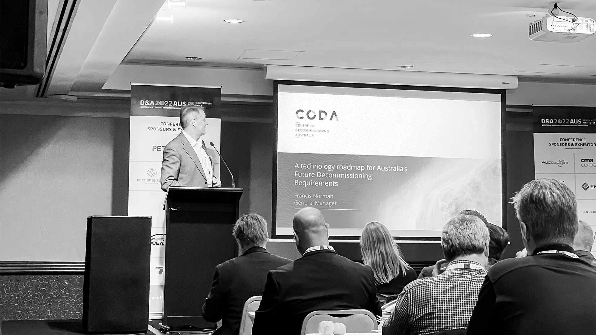 Dr Francis Norman of the Centre of Decommissioning Australia presenting 'A technology roadmap for Australia's Future Decommissioning Requirements' at D&A 2022